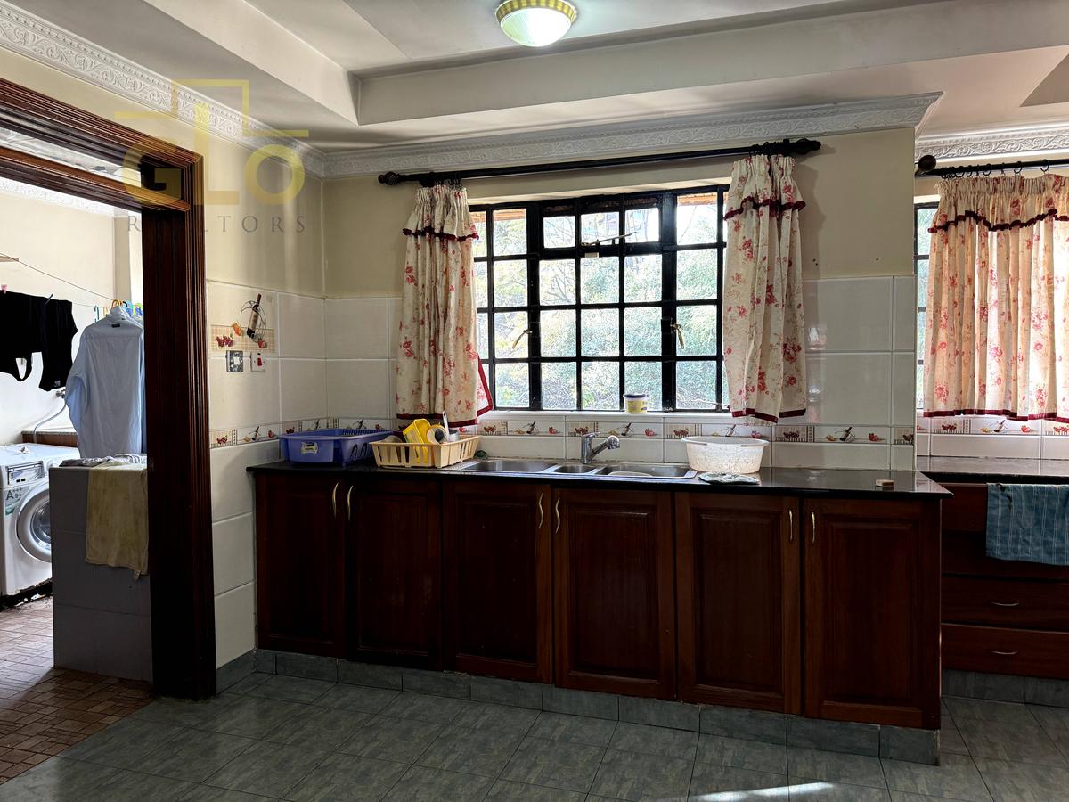 5 Bed Townhouse with En Suite in Kileleshwa - 8