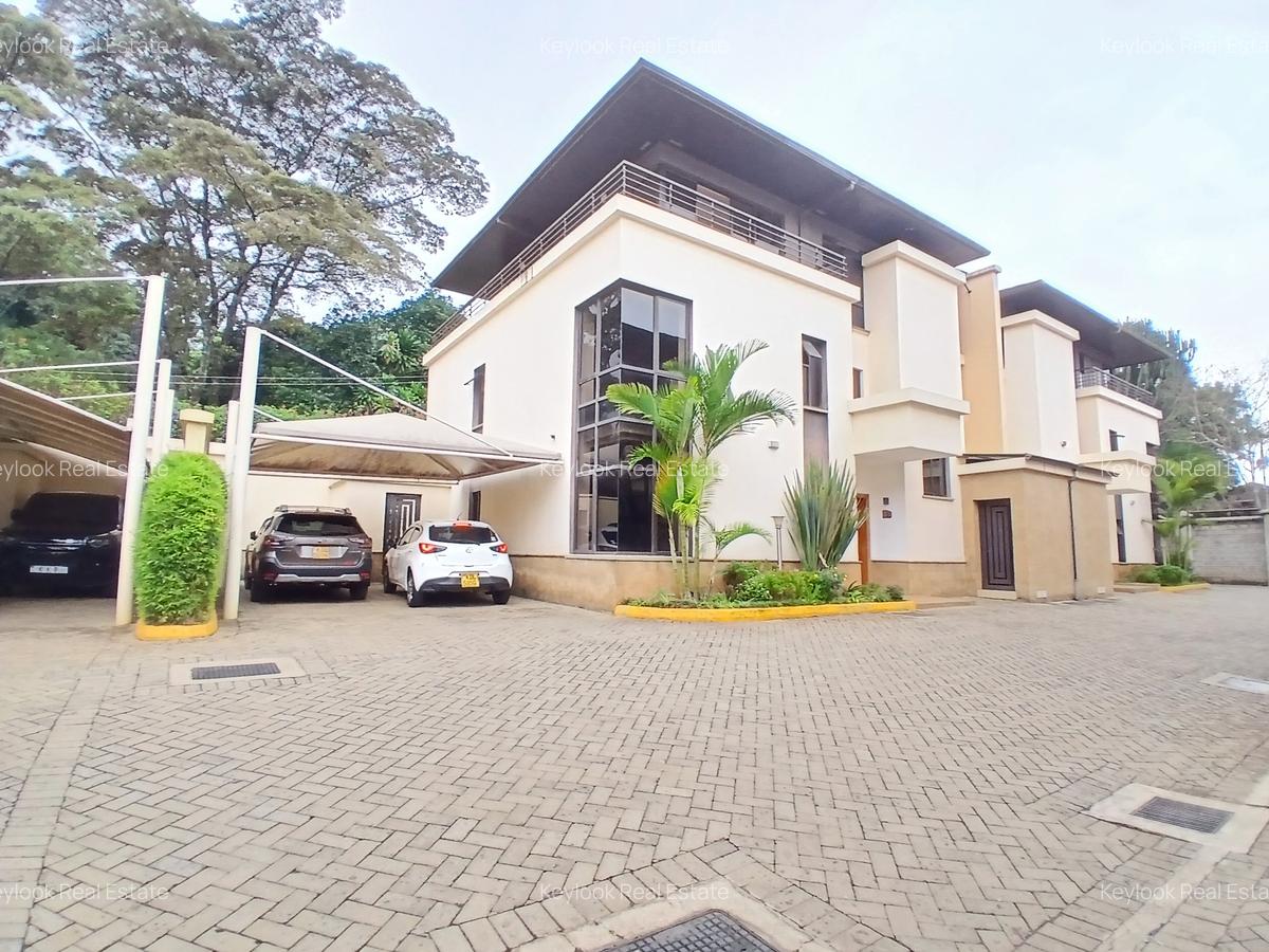 4 Bed Townhouse with En Suite at Lavington - 1