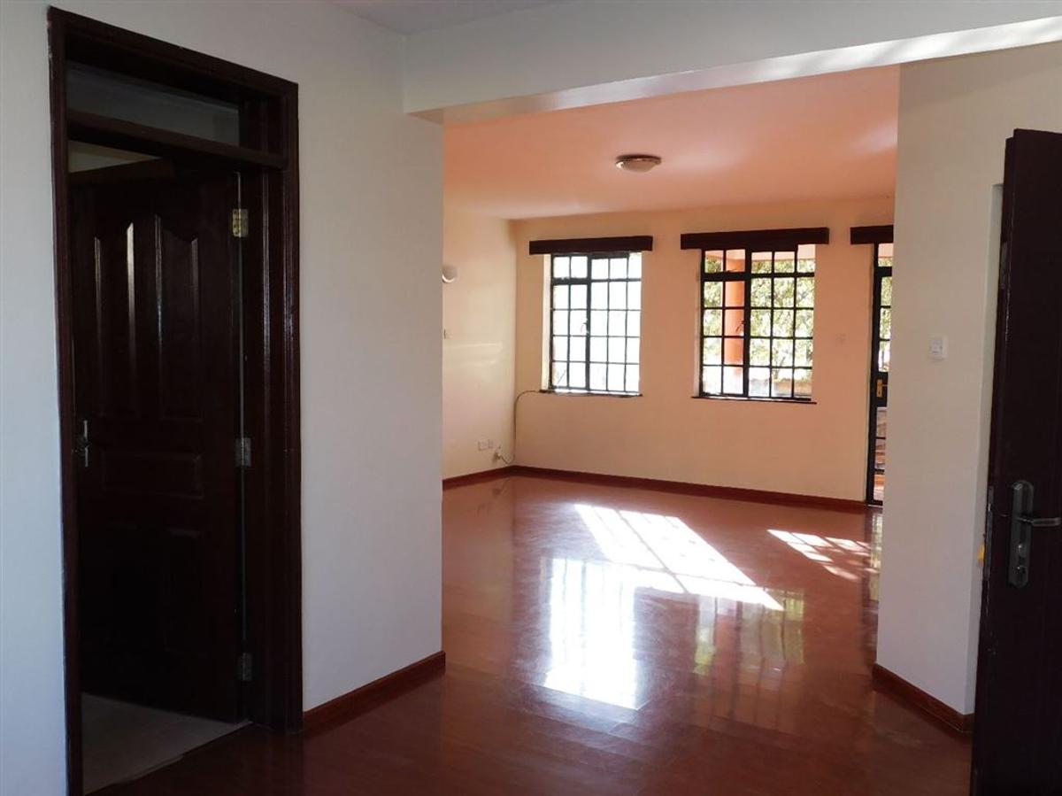 3 Bed Apartment with En Suite in Kiambu Road - 2