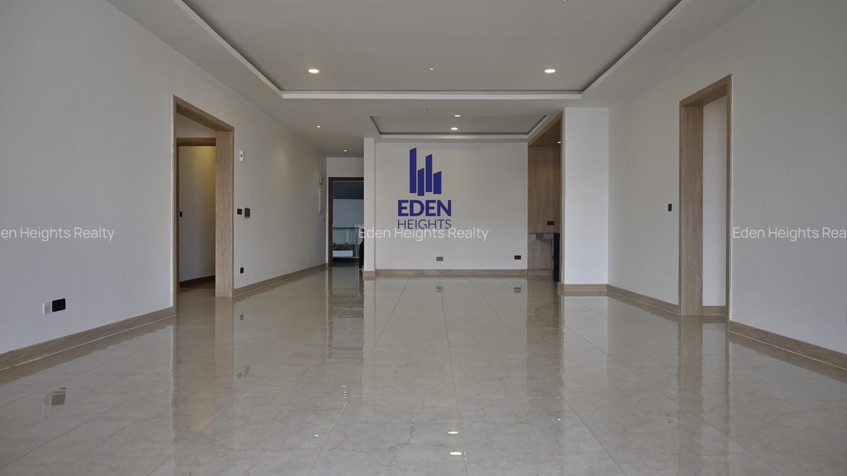 4 Bed Apartment with En Suite in Spring Valley - 1