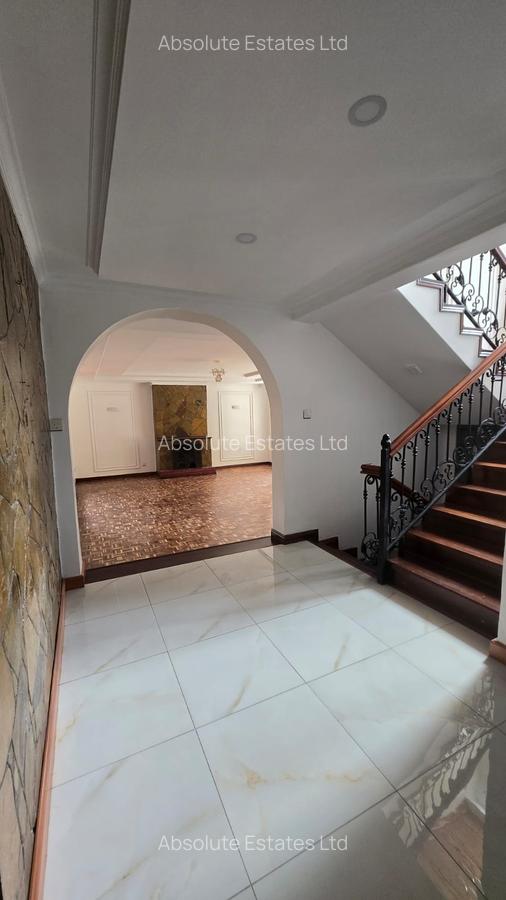 5 Bed Villa with Swimming Pool in Kiambu Road - 6
