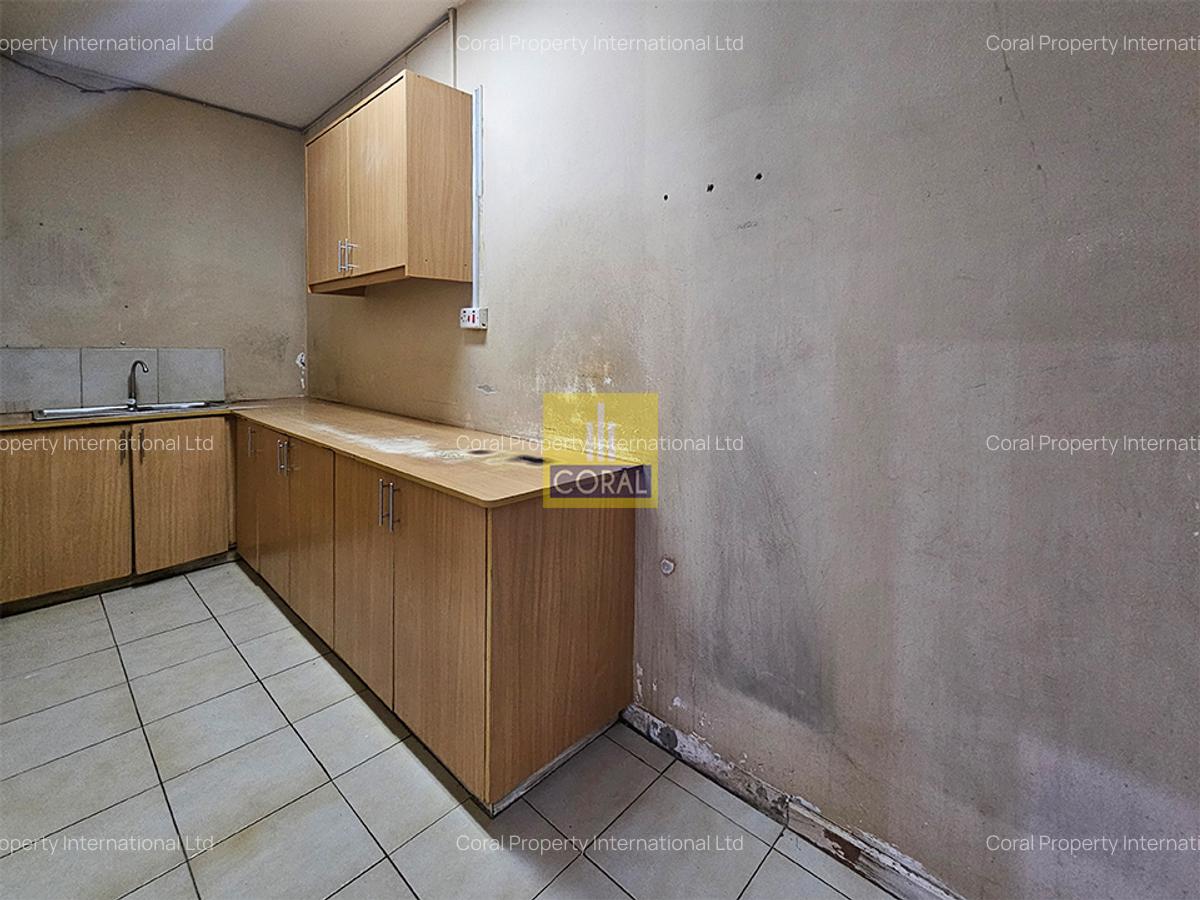 Office in Westlands Area - 11