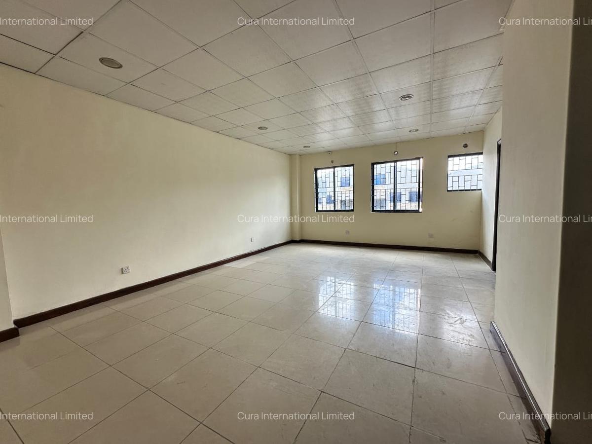 9,000 ft² Warehouse in Syokimau - 3