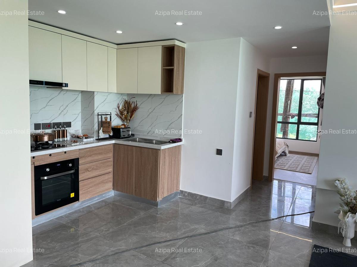 3 Bed Apartment with En Suite at Riverside - 16