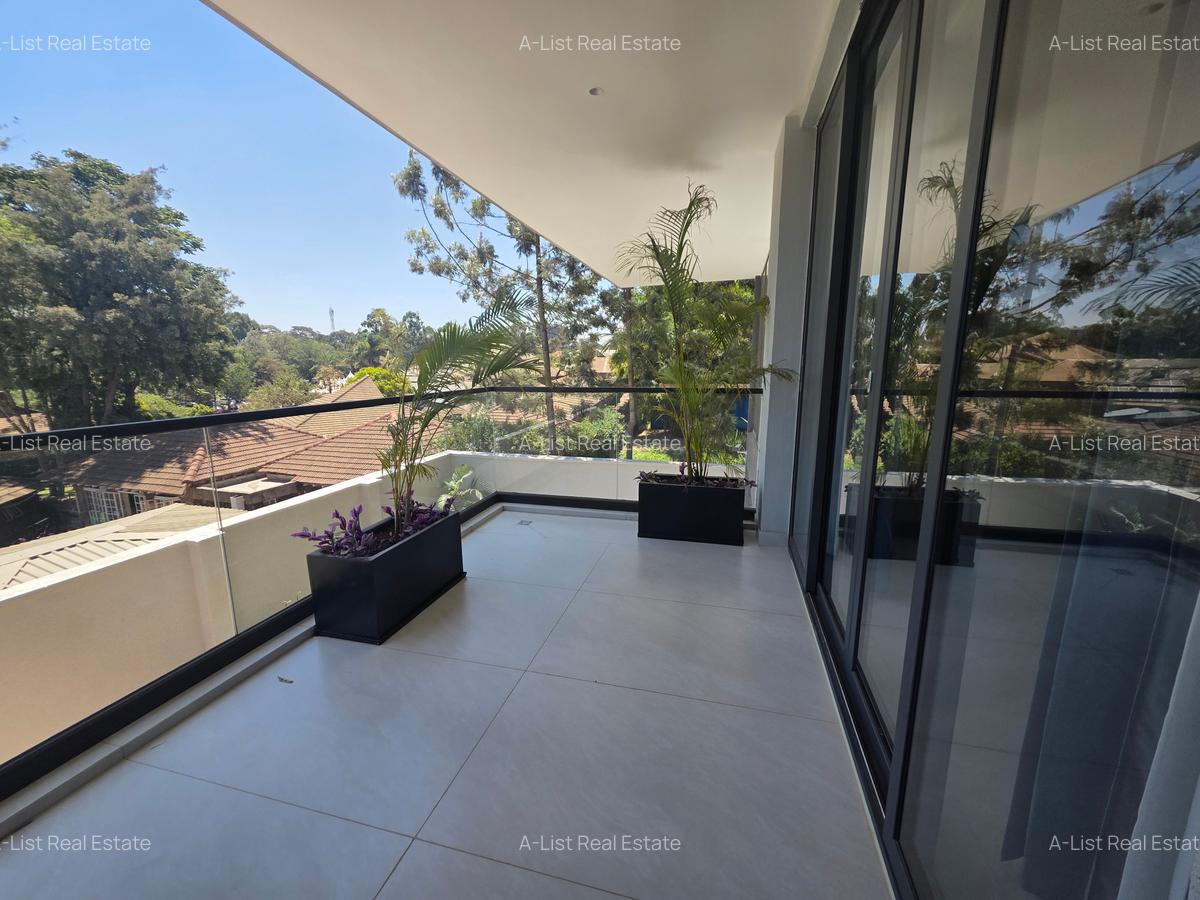 5 Bed Villa with En Suite at Jacaranda Avenue - 20