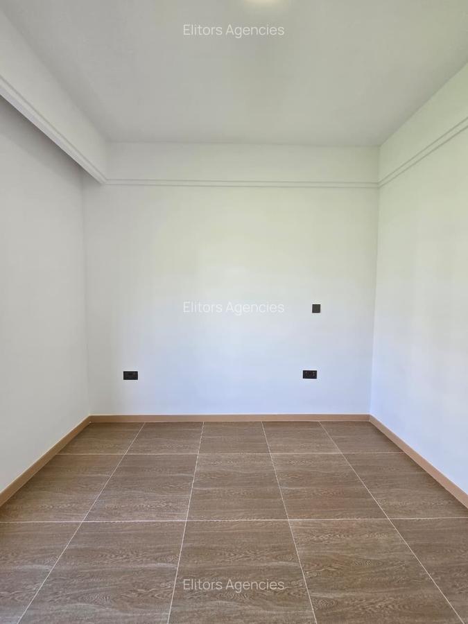 2 Bed Apartment with En Suite at Northland City - 8