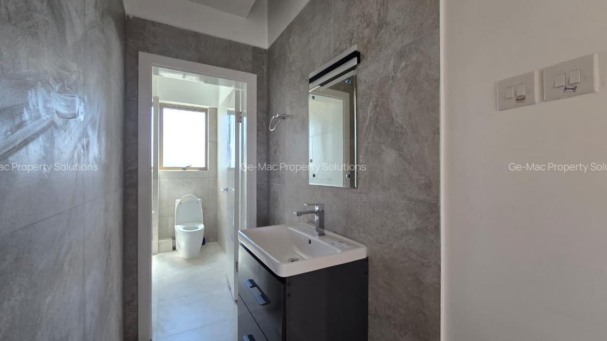 4 Bed Apartment with En Suite in Lavington - 12