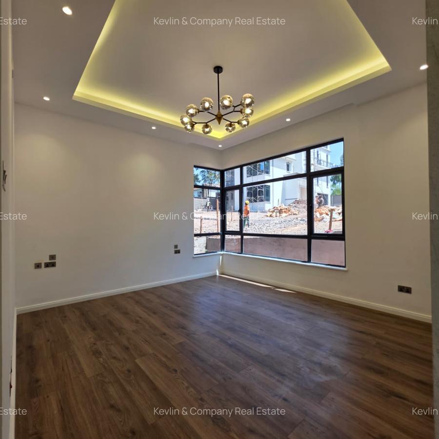 5 Bed Villa with Swimming Pool in Lavington - 7