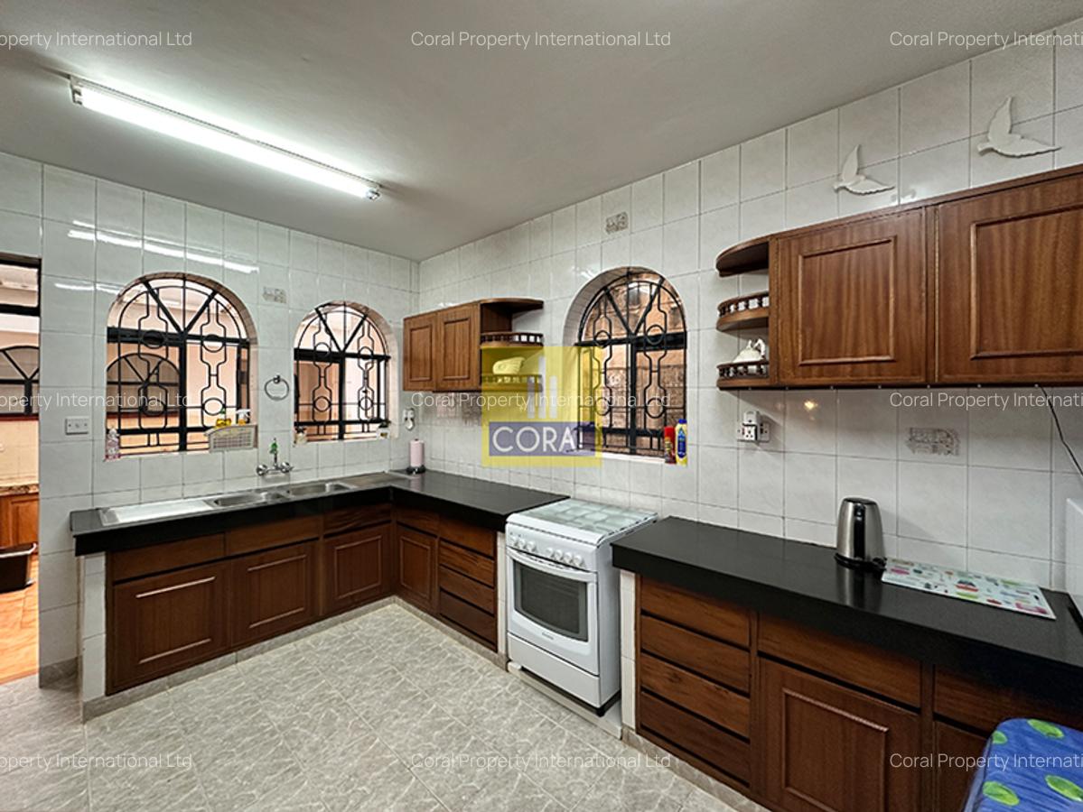 5 Bed Townhouse in Westlands Area - 4