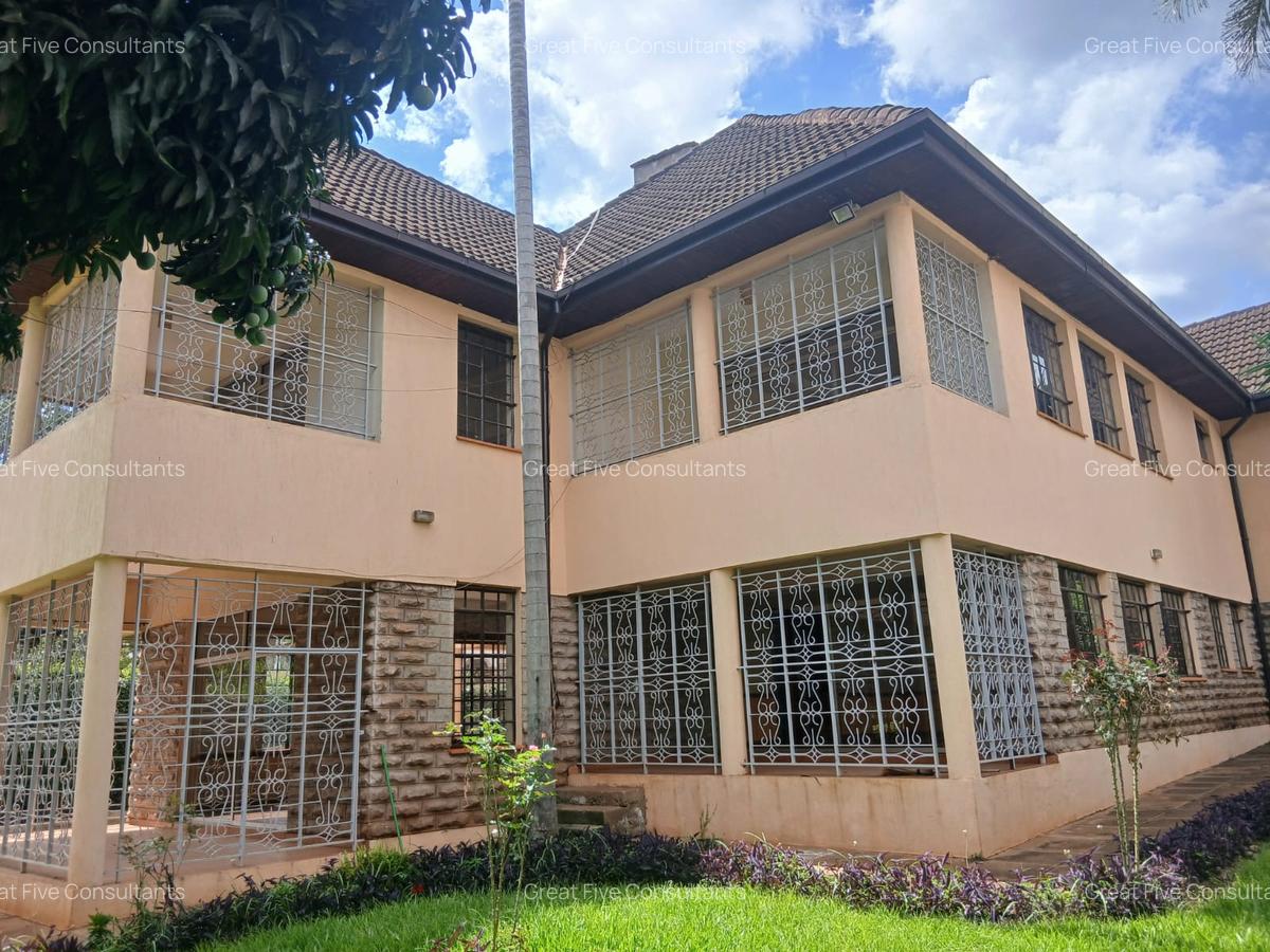 5 Bed Villa with En Suite in Runda - 5