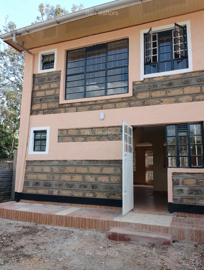 2 Bed House with Garden at Fairacres - 10