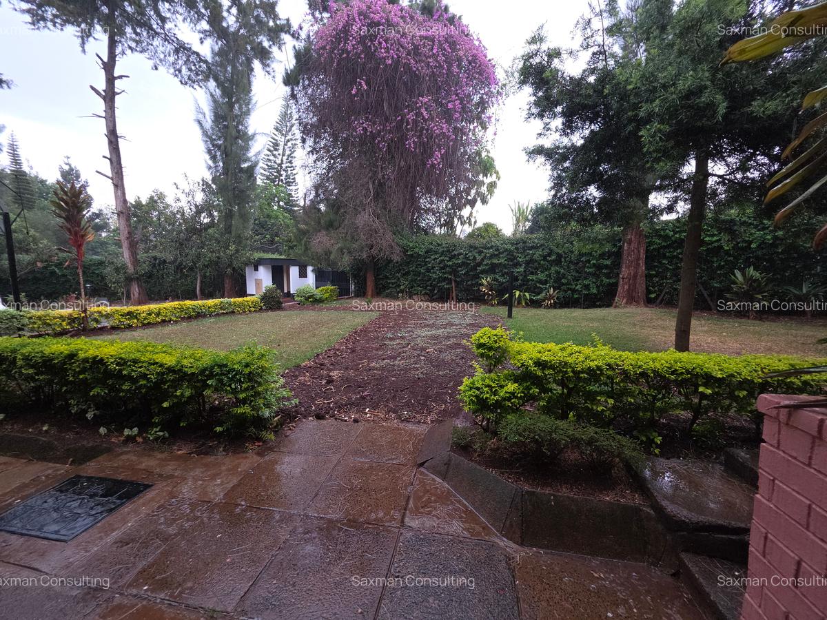 4 Bed House with En Suite in Nyari - 2