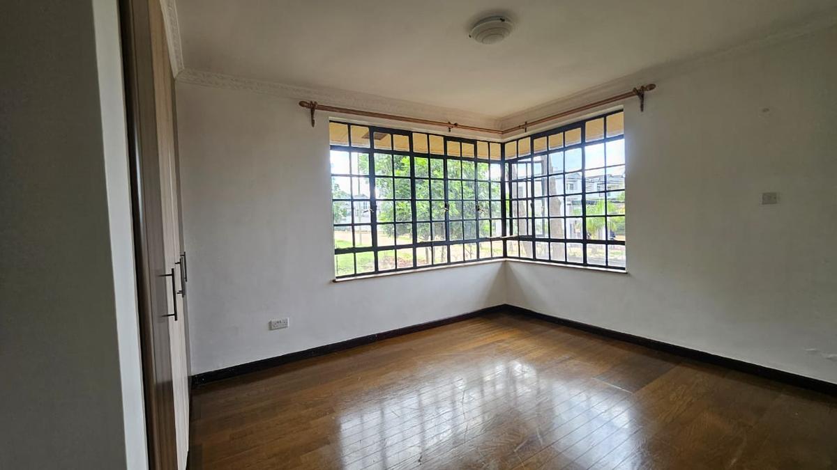 5 Bed Townhouse with En Suite in Kiambu Road - 7