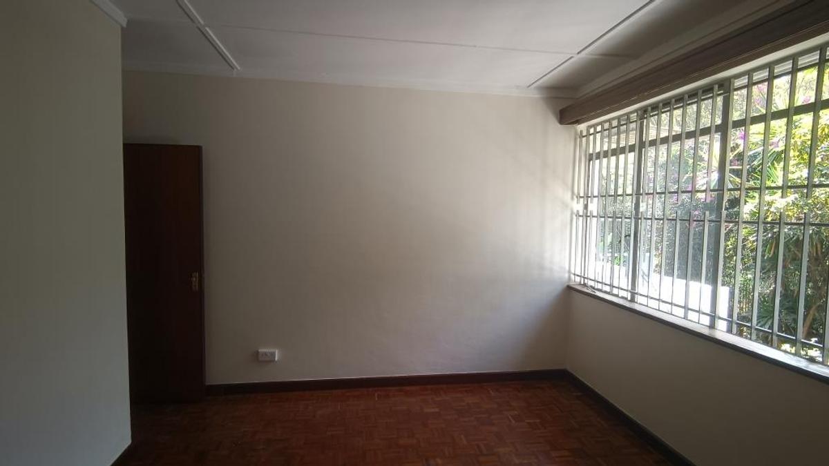 4 Bed Townhouse with En Suite at Kileleshwa Estate - 15