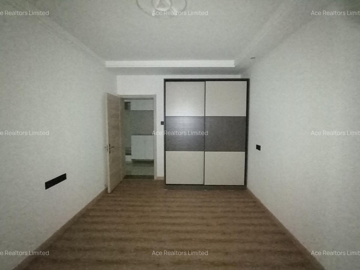 2 Bed Apartment with En Suite at Lavington - 11