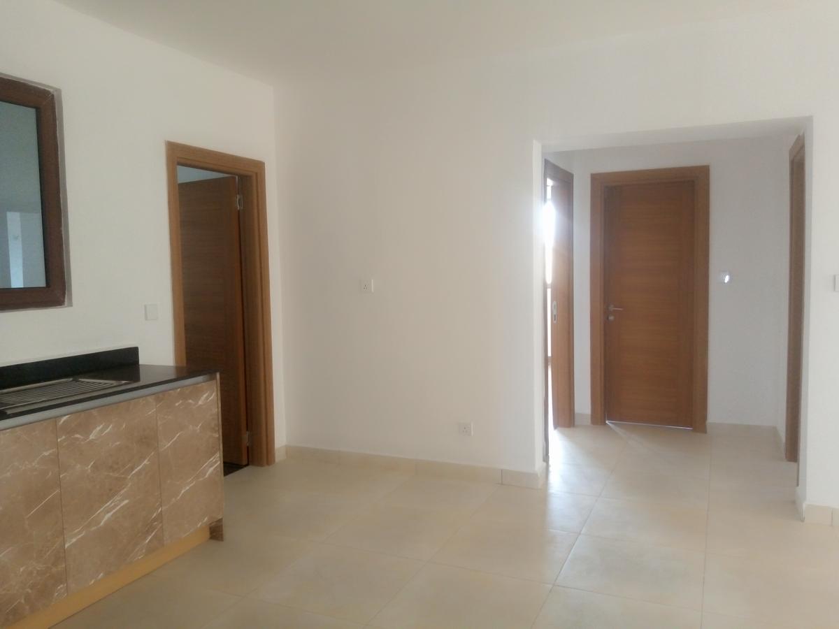 2 Bed Apartment with En Suite in Westlands Area - 10