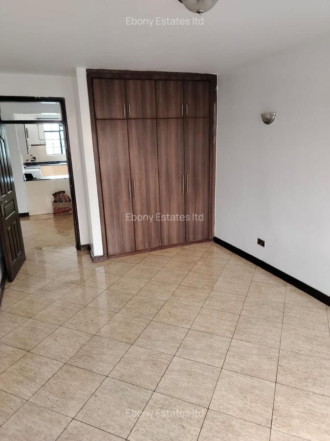 4 Bed Apartment with En Suite in Upper Hill - 17