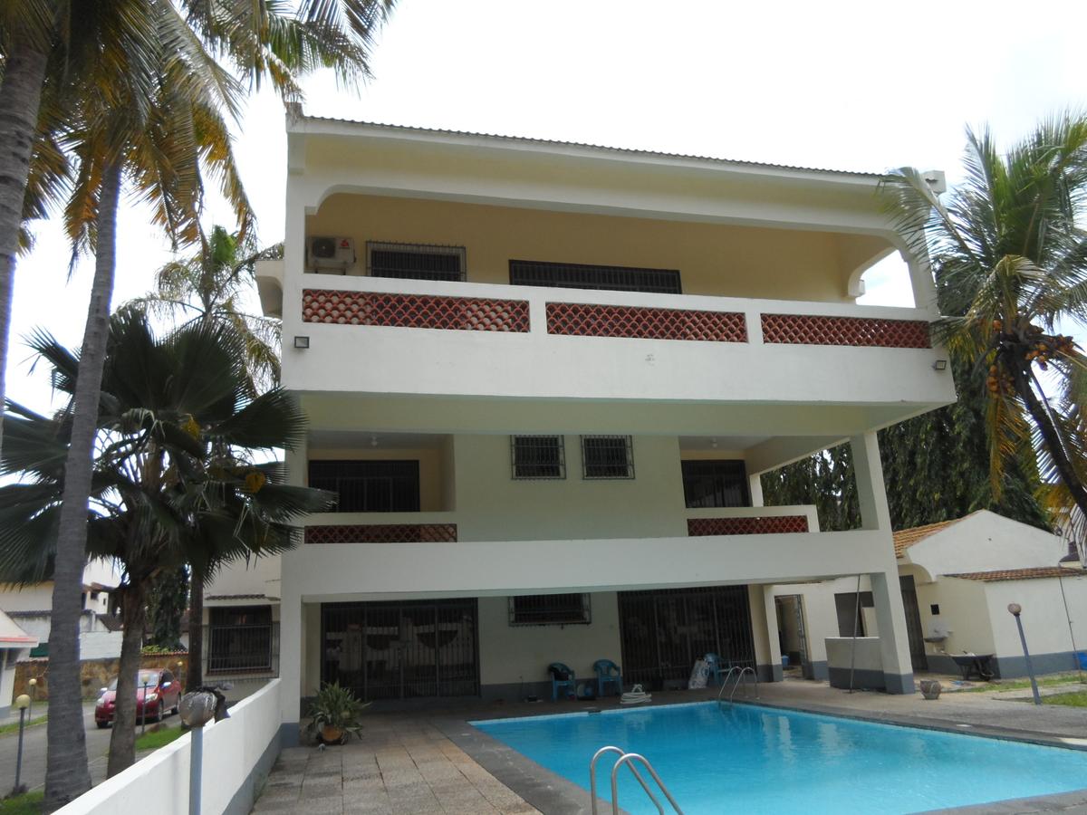 7 Bed House with En Suite at Nyali - 4