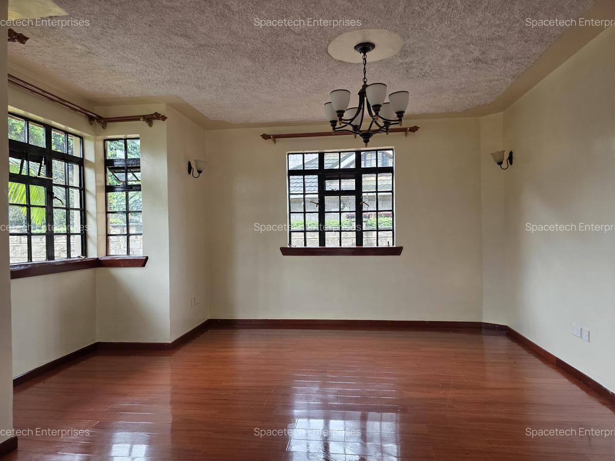 6 Bed House with En Suite in Runda - 16