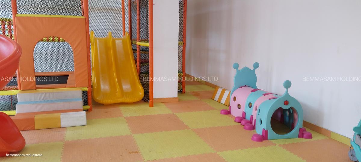 2 Bed Apartment with En Suite at Waiyati Way - 5