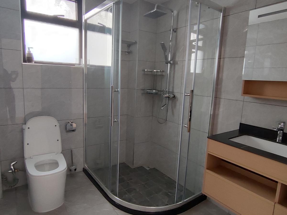 Serviced 1 Bed Apartment with En Suite in Kileleshwa - 17