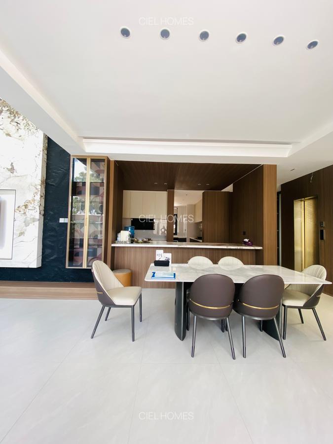 5 Bed Villa with En Suite at Jacaranda - 4