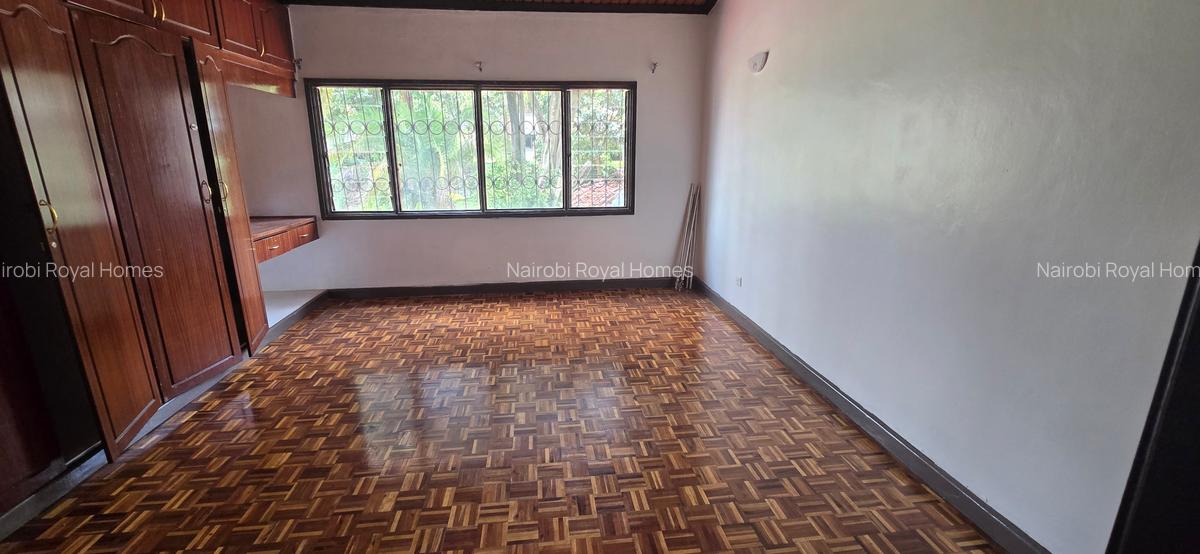 4 Bed Townhouse with En Suite at Off Gitanga Road - 14