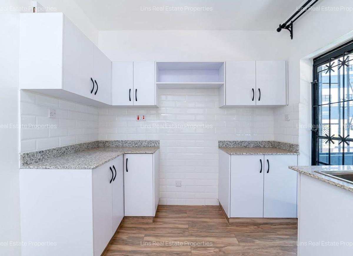 Serviced 3 Bed Apartment with En Suite in Kilimani - 5