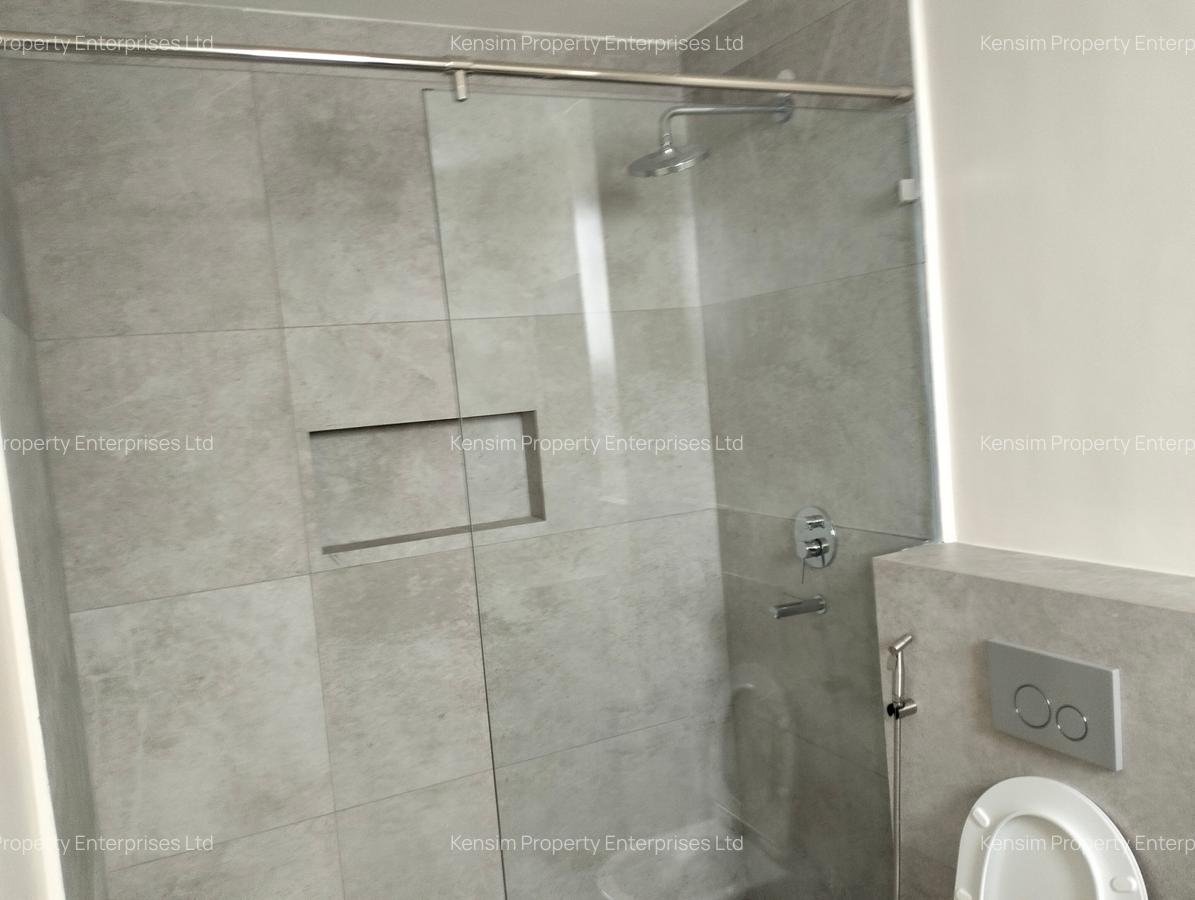 3 Bed Apartment with En Suite in Spring Valley - 9