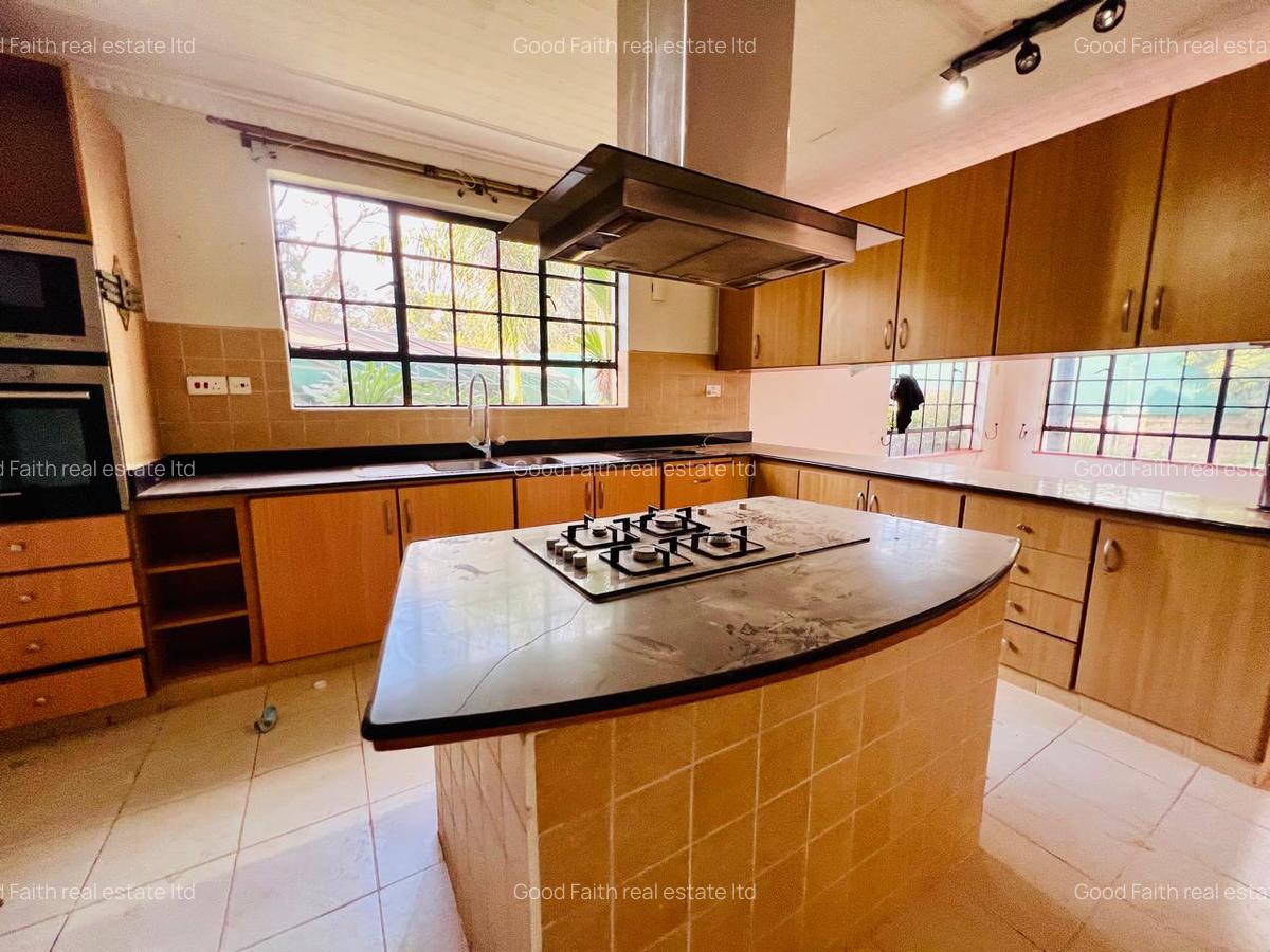 4 Bed House with En Suite in Kiambu Road - 10
