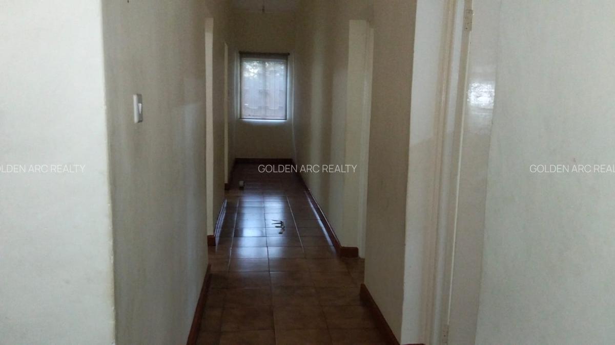 6 Bed Townhouse with En Suite in Karen - 13