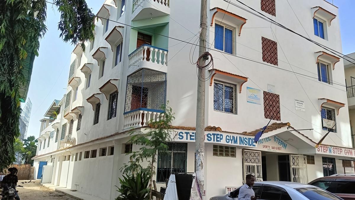 Serviced 10 Bed Apartment with En Suite at Cbd Mtwapa - 3