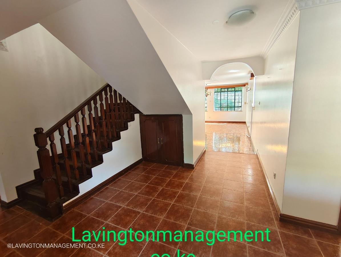 4 Bed Townhouse with En Suite at Lavington Green - 5