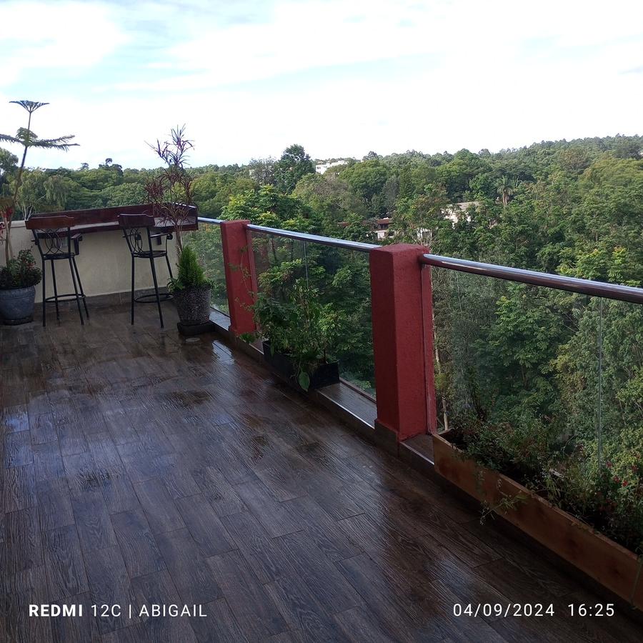5 bed apartment with en suite in westlands area