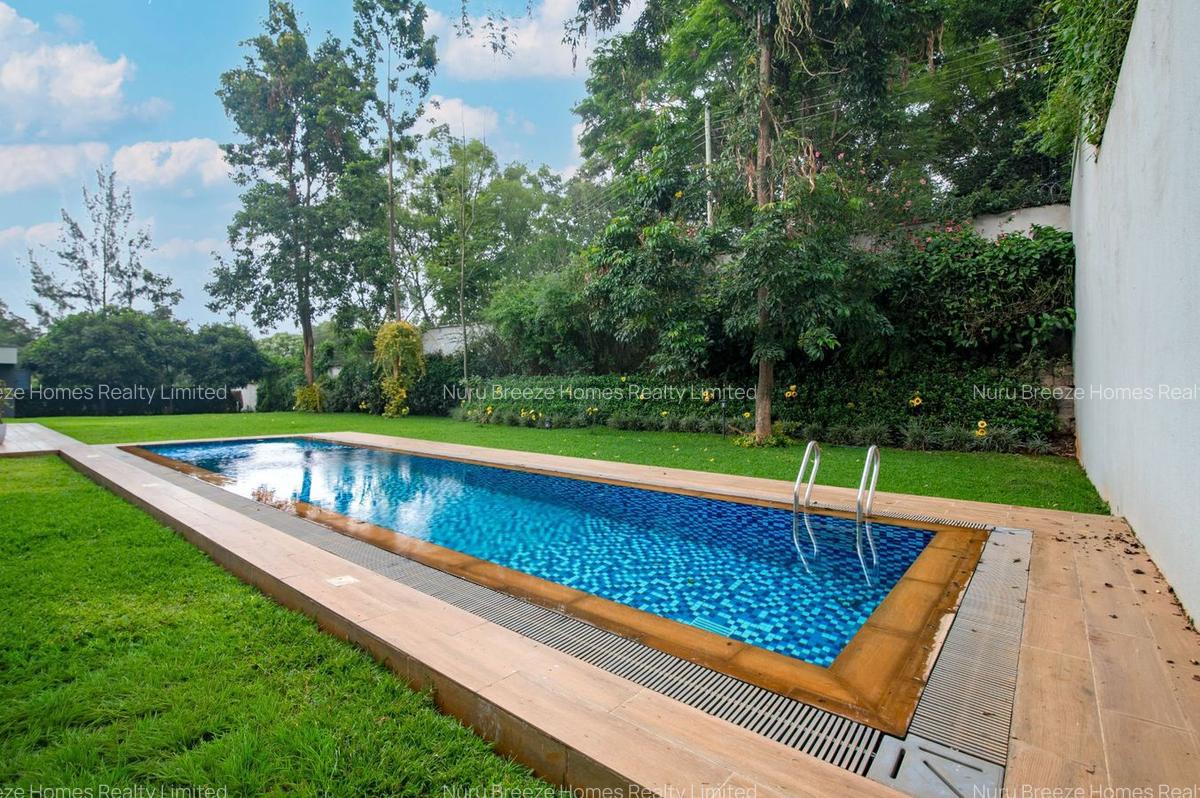 5 Bed Townhouse with En Suite in Karen - 4