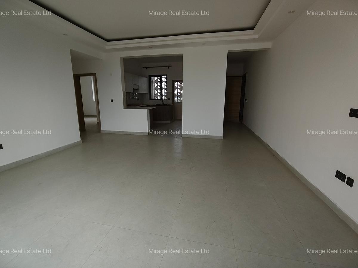 2 Bed Apartment with En Suite in Brookside - 3