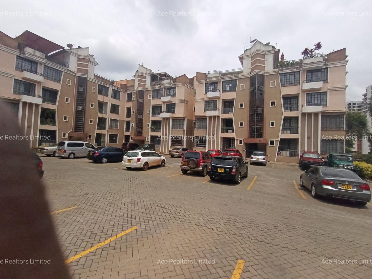 2 Bed Apartment with En Suite at Riverside Drive - 1