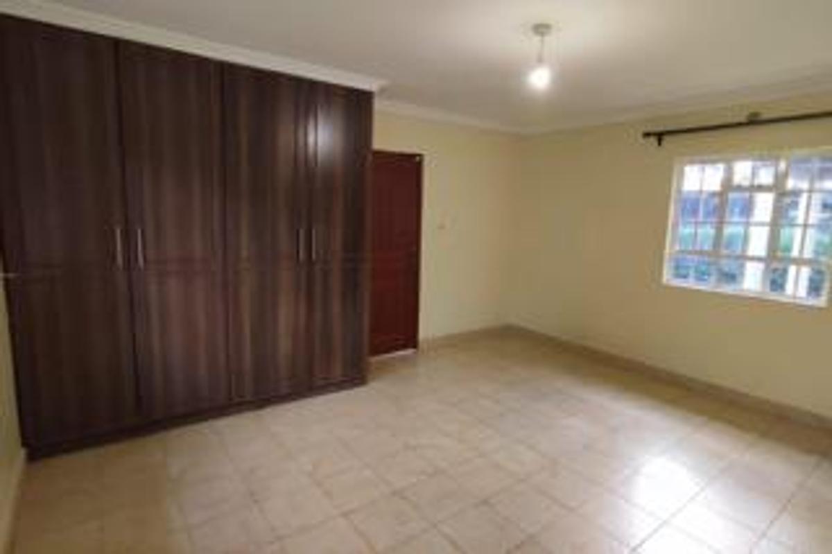 1 Bed House with En Suite at Loresho - 8