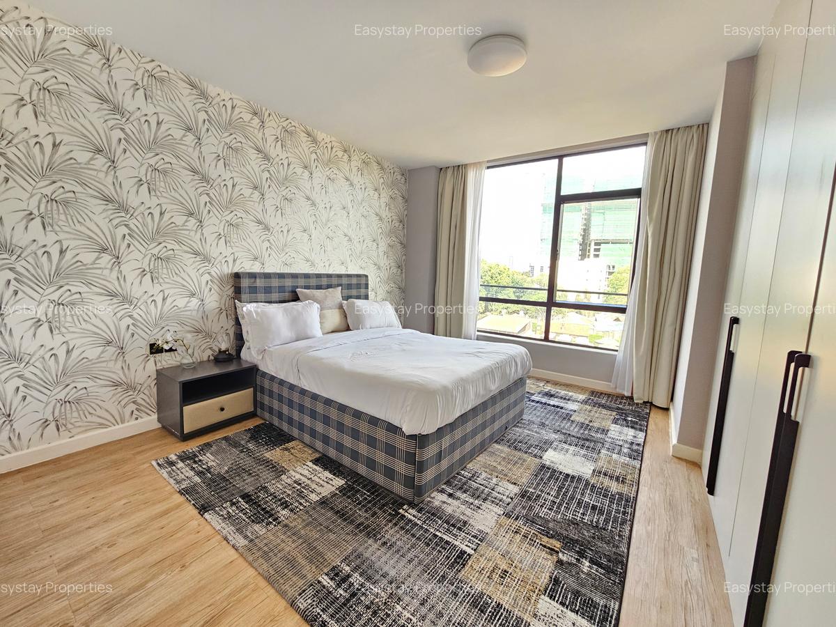 Furnished 2 Bed Apartment with En Suite in Brookside - 5