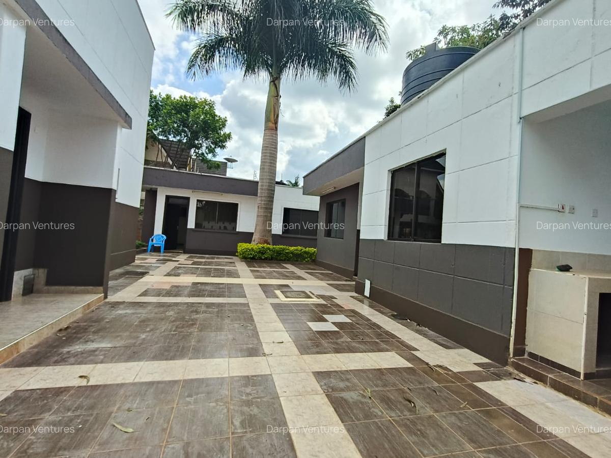 6 Bed Villa with Staff Quarters in Runda - 9