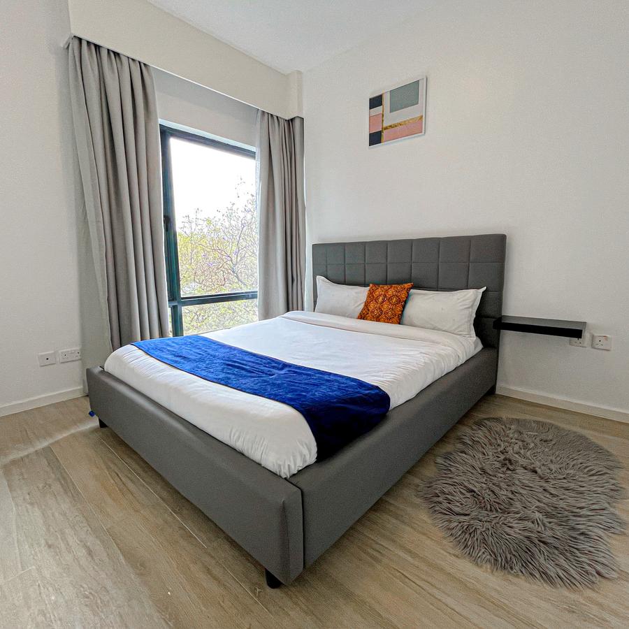 Serviced 2 Bed Apartment with En Suite at Riverside Drive - 9