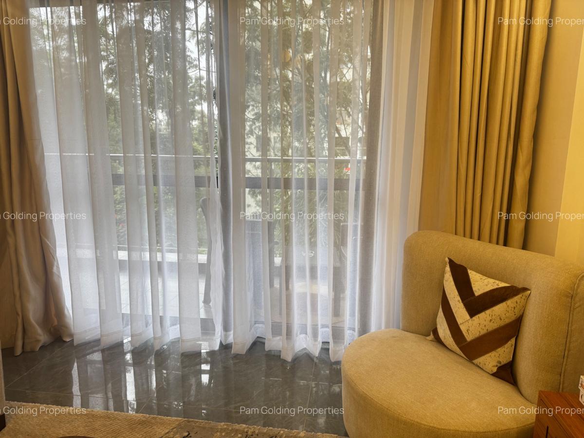 2 Bed Apartment with En Suite in Riverside - 4