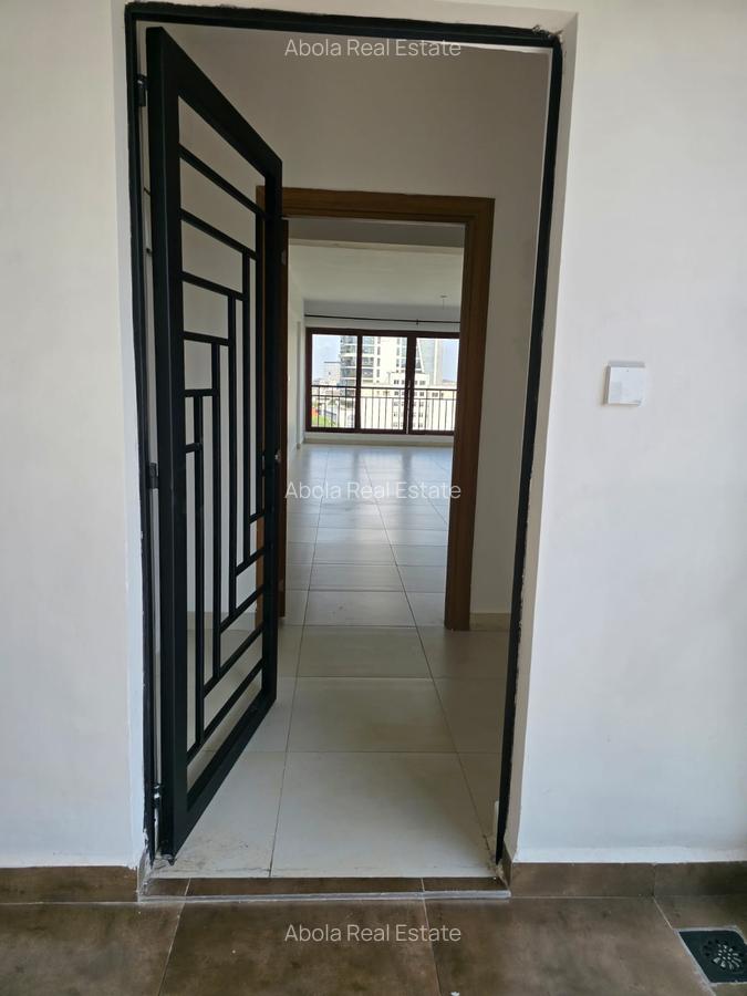 3 Bed Apartment with En Suite in Westlands Area - 18