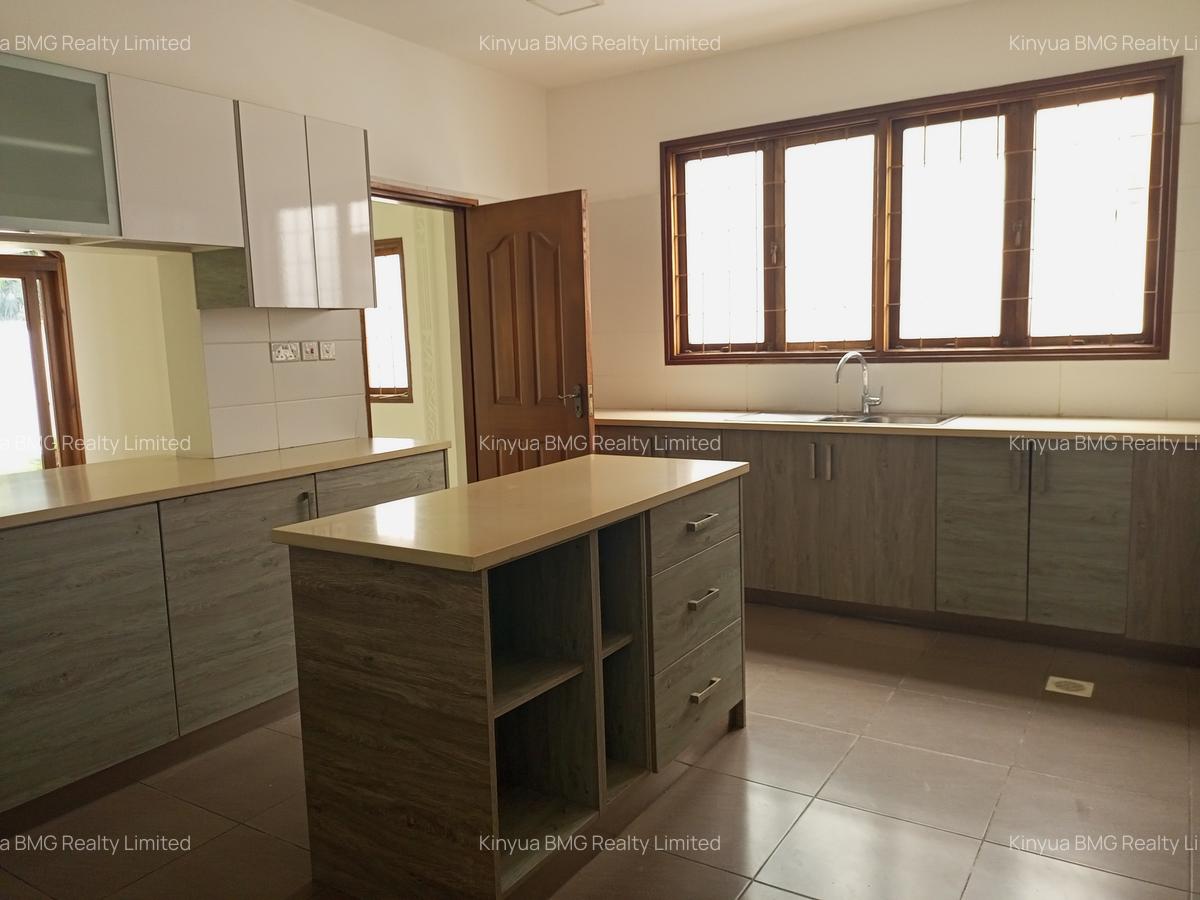 4 Bed Townhouse with En Suite in Nyali Area - 9