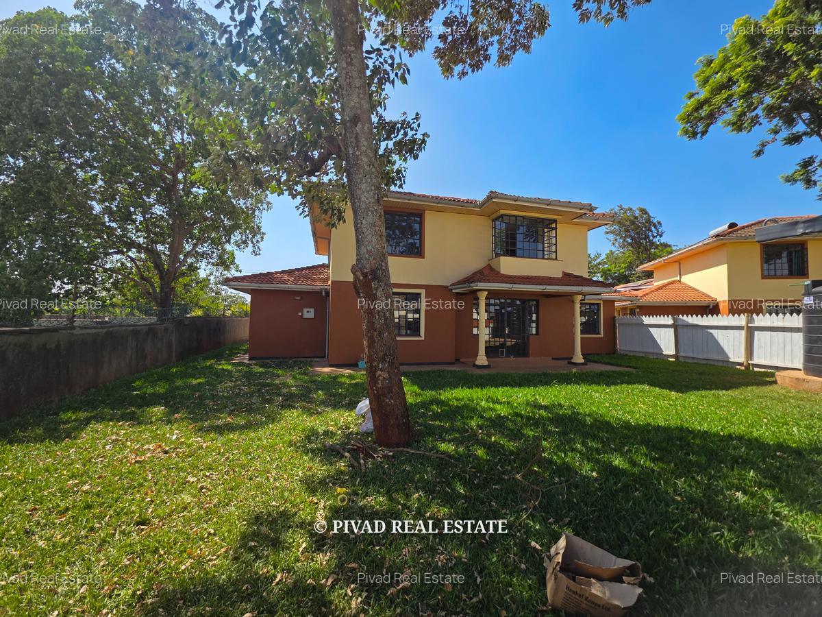 4 Bed Townhouse in Kiambu Road - 2