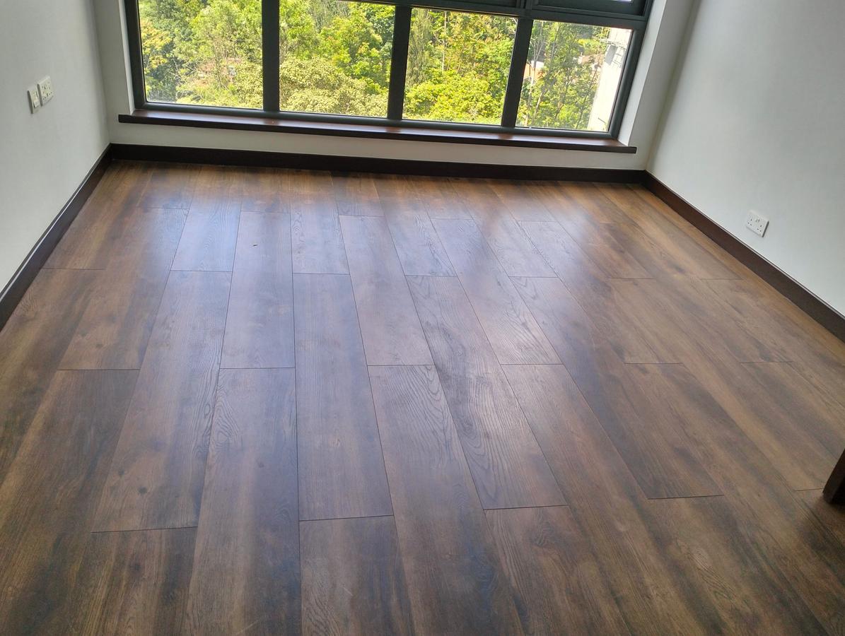 5 Bed Apartment with En Suite in Spring Valley - 3