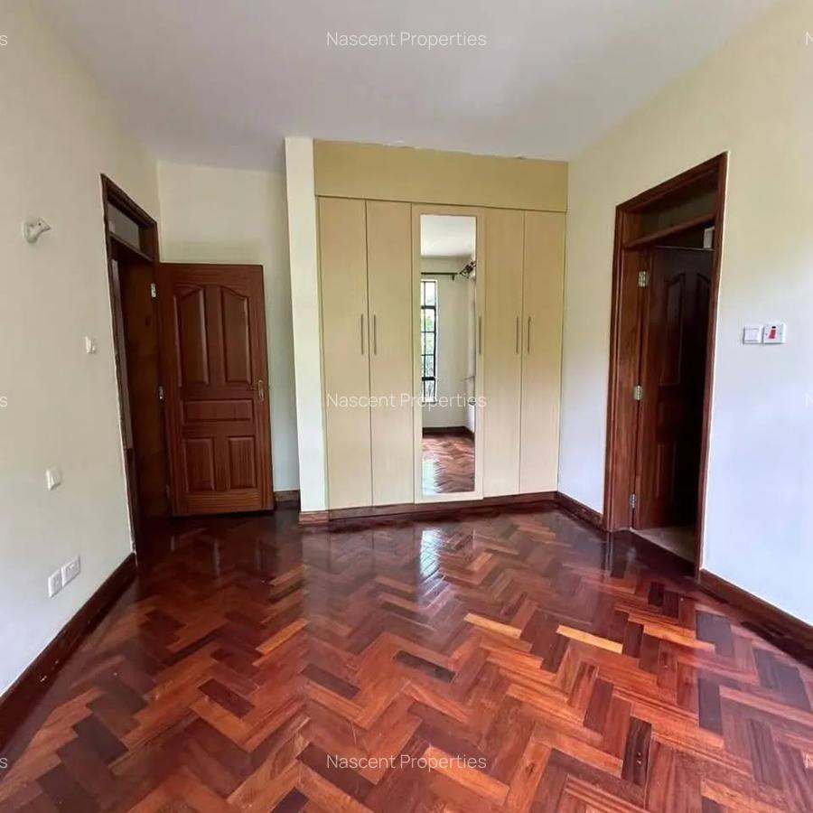 4 Bed House with En Suite in Karen - 4