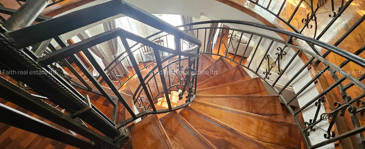 5 Bed House with En Suite in Runda - 6