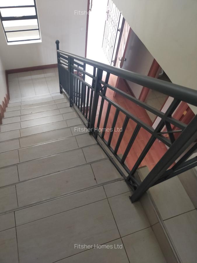 3 Bed Apartment with En Suite in Kiambu Road - 5