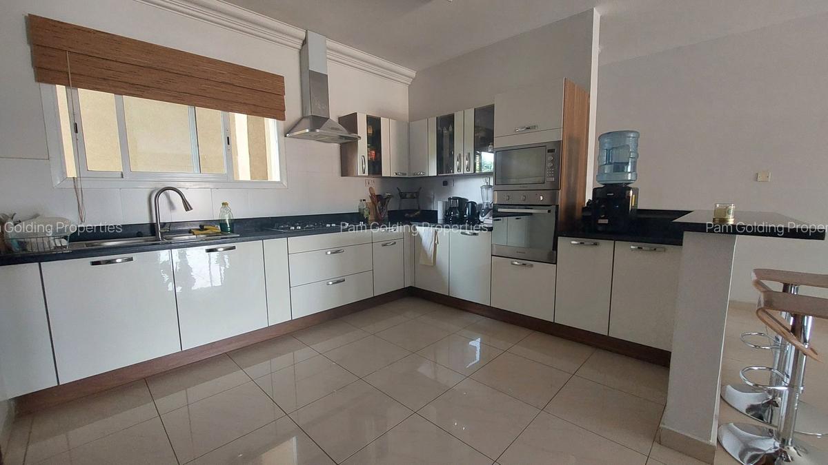 3 Bed Apartment with En Suite in Kileleshwa - 2